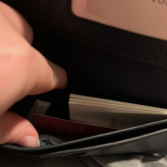 Kate Spade wallet - Picture 3 of 5
